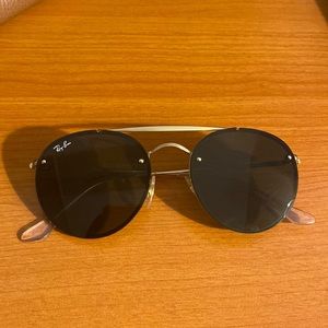 Round Double Bridge Ray Bans (black lenses gold frame)